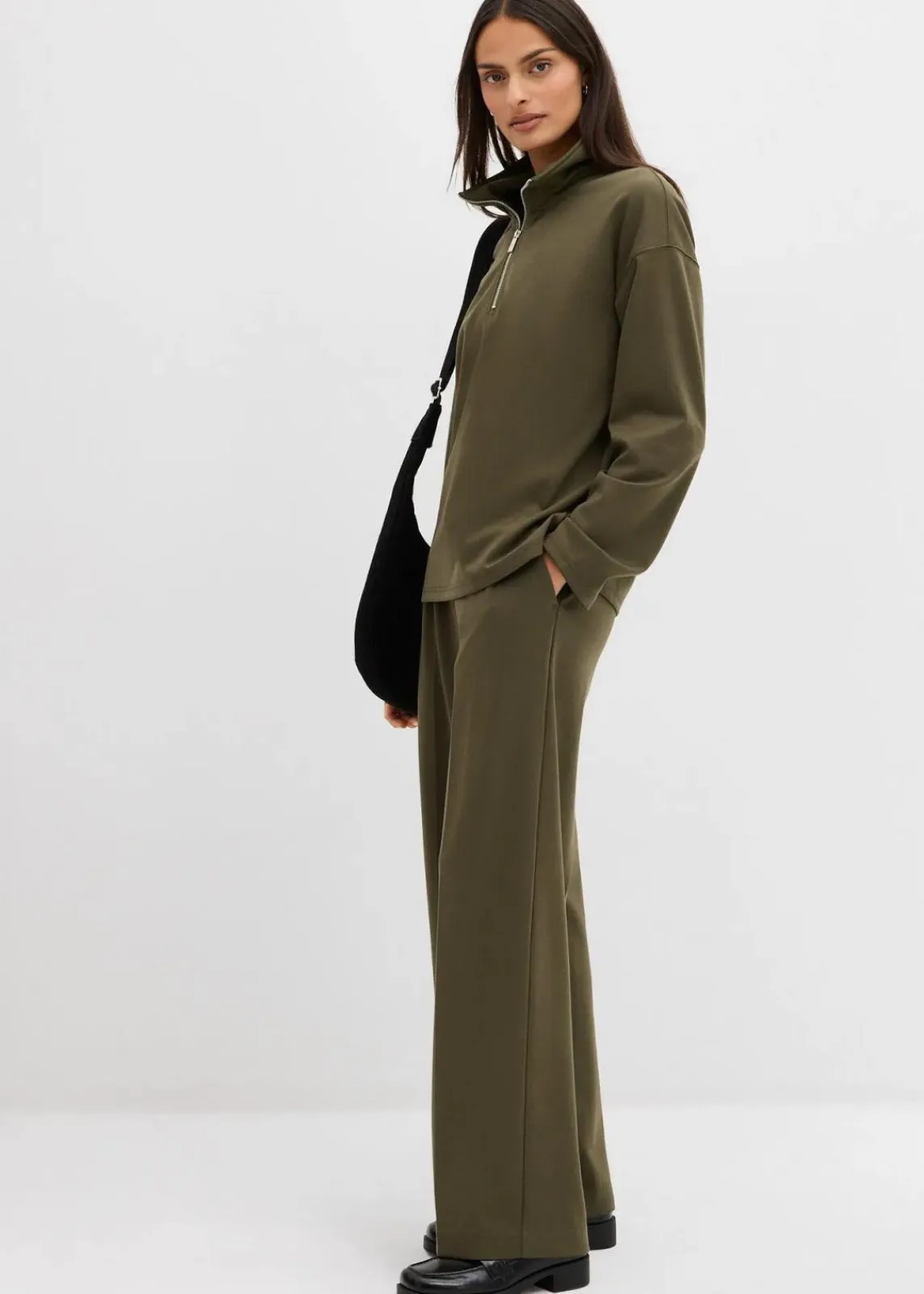 bonprix Pullover & Strickjacken|Bekleidung·Jeans^Troyer aus Viskose-Mix dunkeloliv