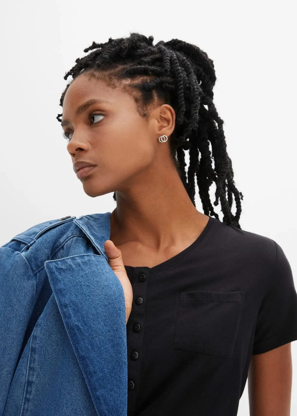 bonprix Shirts & Tops|Nachhaltigere Materialien^T-Shirt aus Baumwoll-Viskose-Mix schwarz
