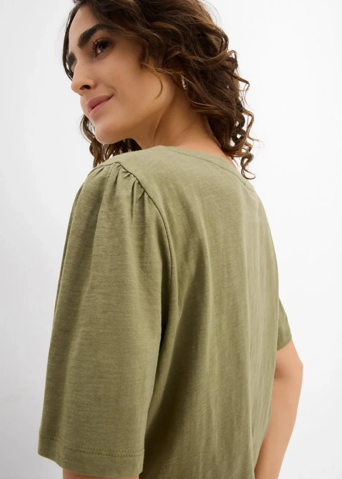 bonprix Shirts & Tops|Nachhaltigere Materialien^T-Shirt aus reiner Baumwolle oliv