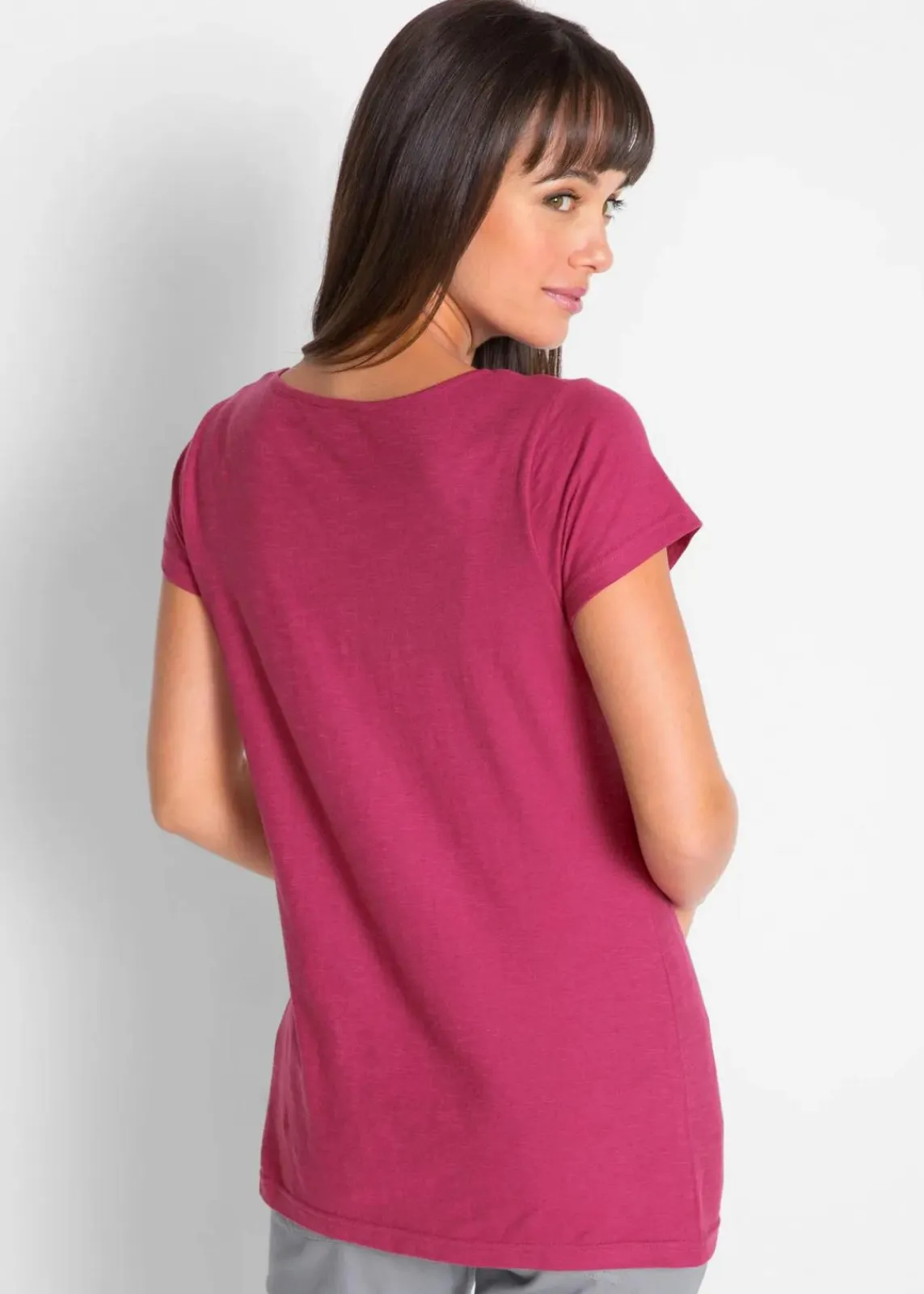 bonprix Shirts & Tops|Nachhaltigere Materialien^T-Shirt aus reiner Bio-Baumwolle beerenrot graphisch bedruckt
