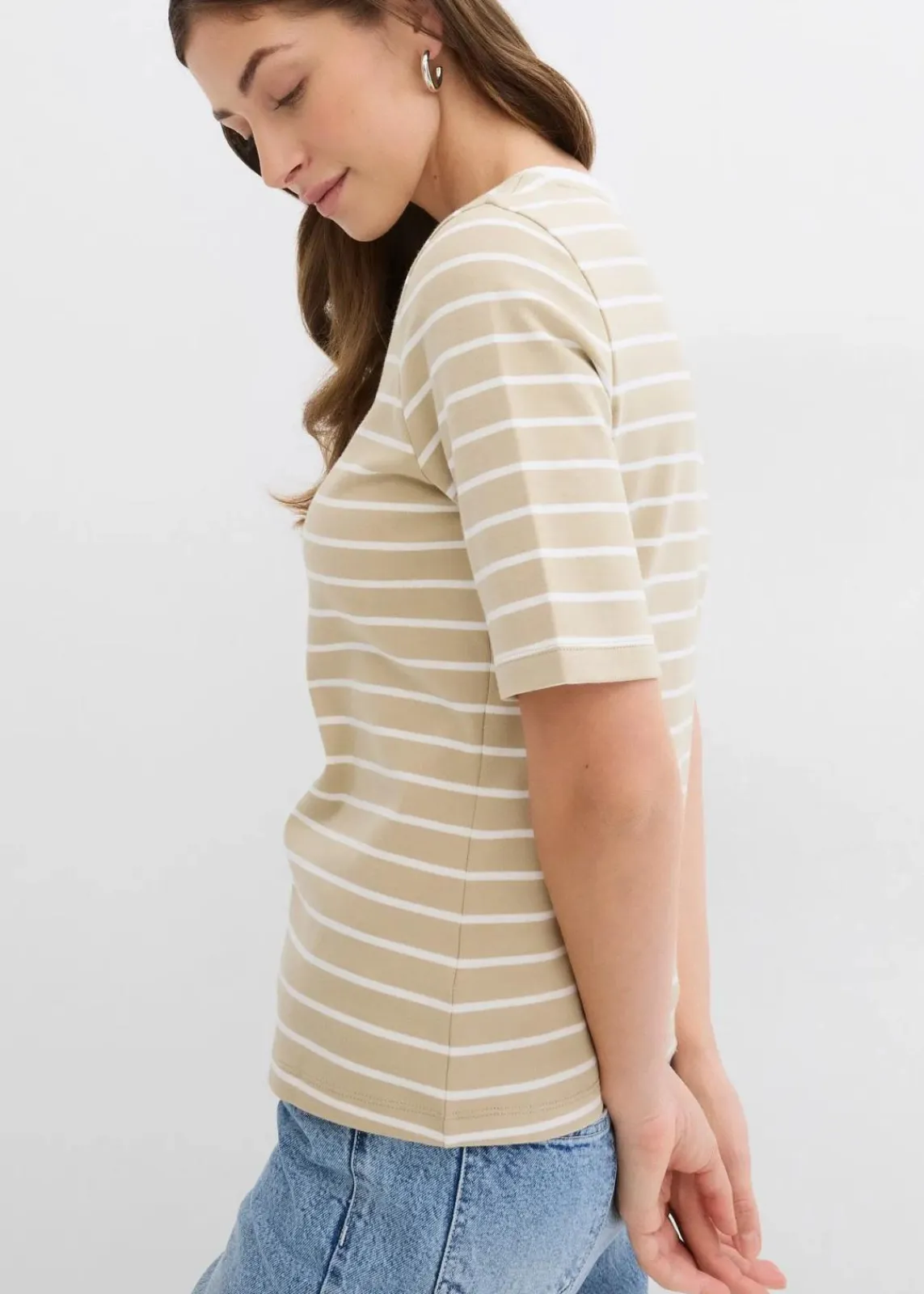 bonprix Nachhaltigere Materialien|Shirts & Tops^T-Shirt aus schwerer Bio-Baumwolle rauchkhaki/wollweiß gestreift