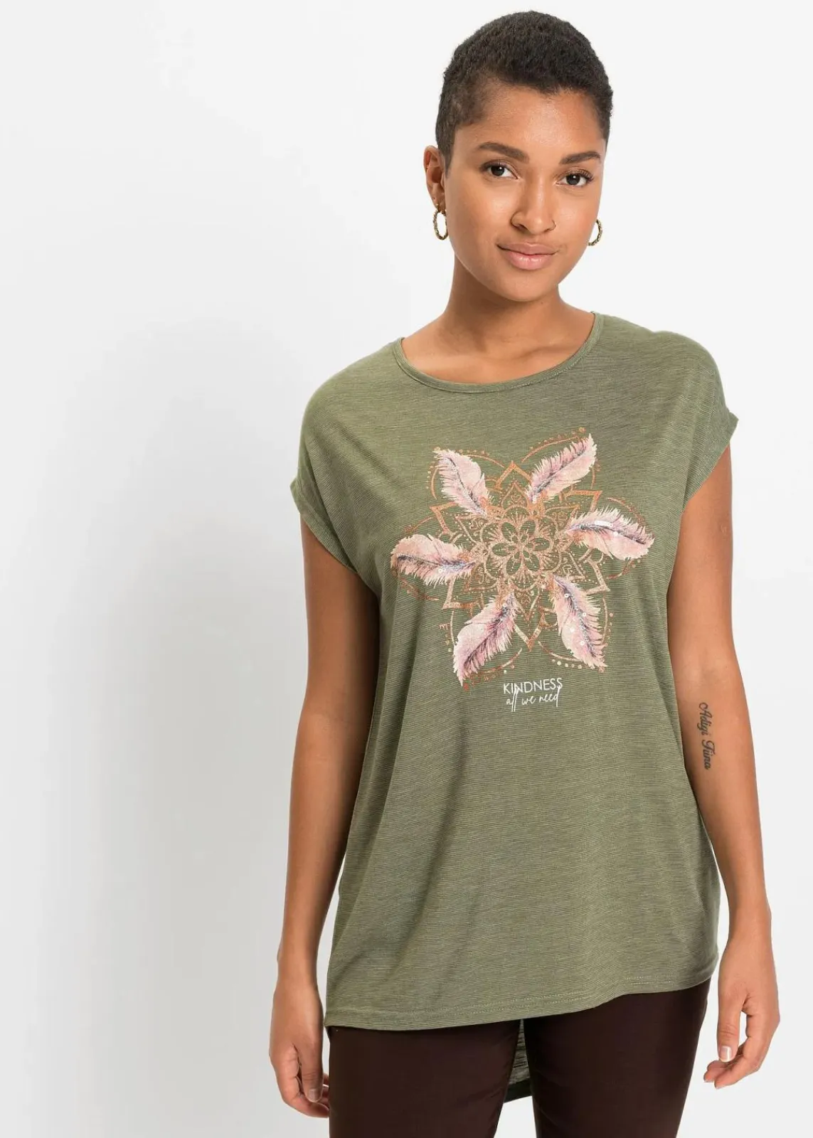 bonprix Shirts & Tops^T-Shirt aus softem Viskose-Mix oliv