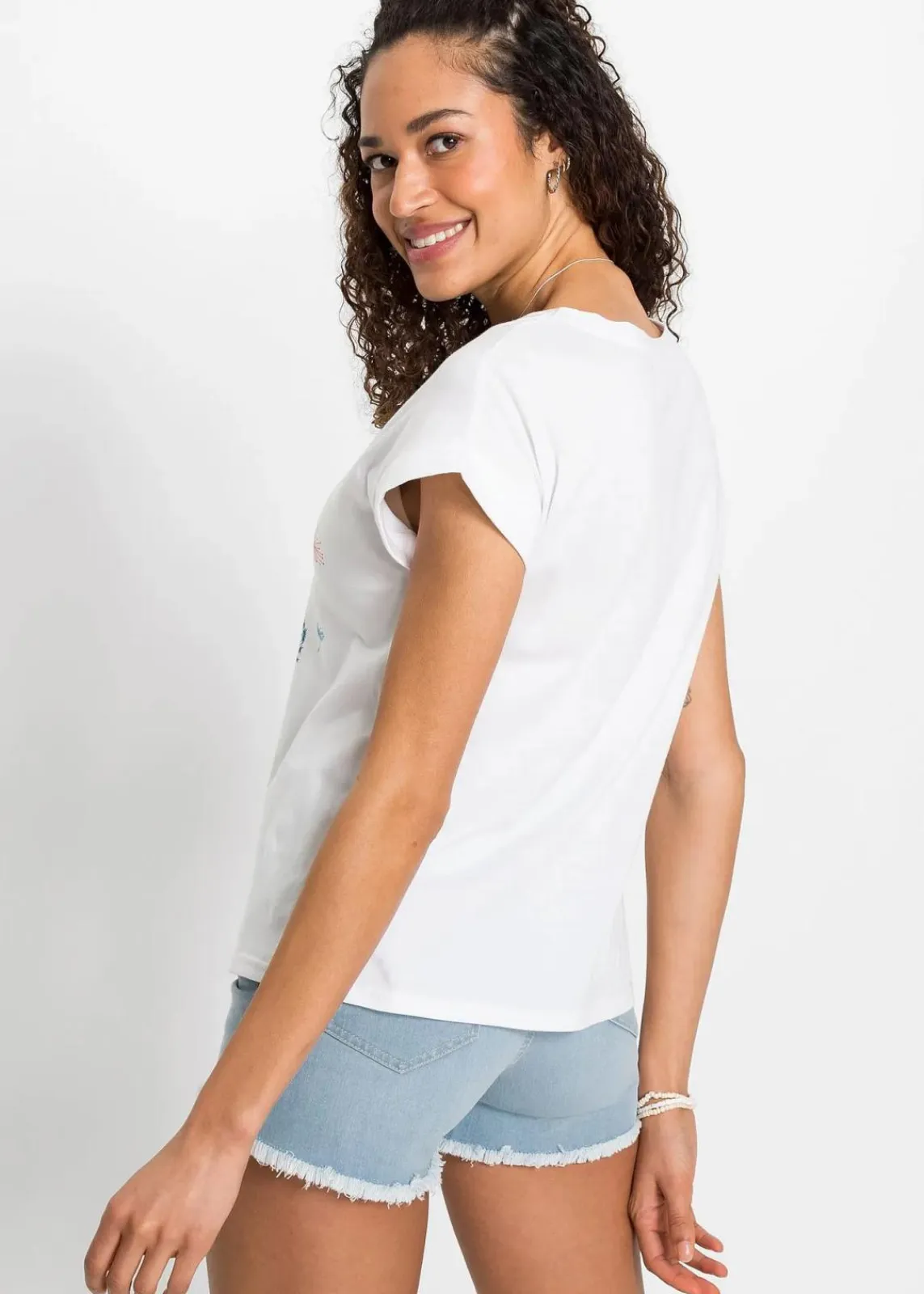 bonprix Shirts & Tops^T-Shirt mit floralem Print weiß floral