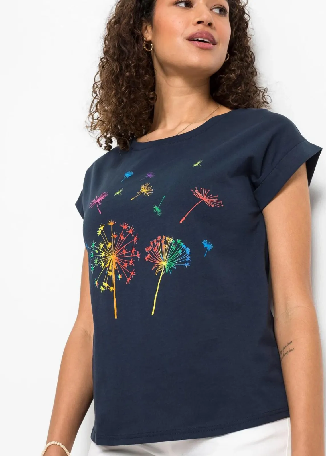 bonprix Shirts & Tops^T-Shirt mit floralem Print tiefblau floral
