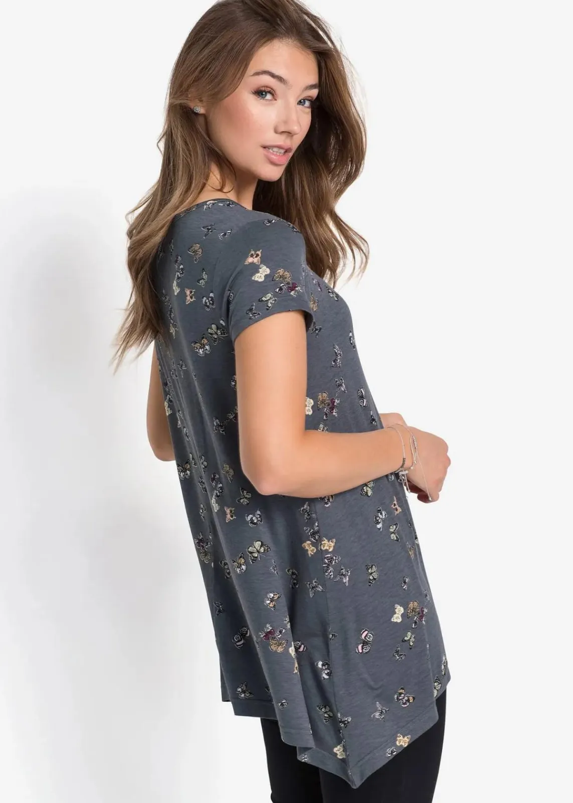 bonprix Shirts & Tops^T-Shirt mit Schmetterlingen dunkelgrau bedruckt