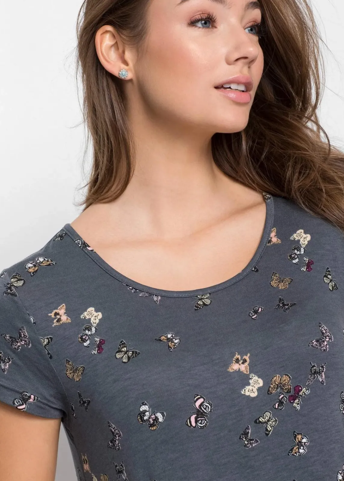 bonprix Shirts & Tops^T-Shirt mit Schmetterlingen dunkelgrau bedruckt