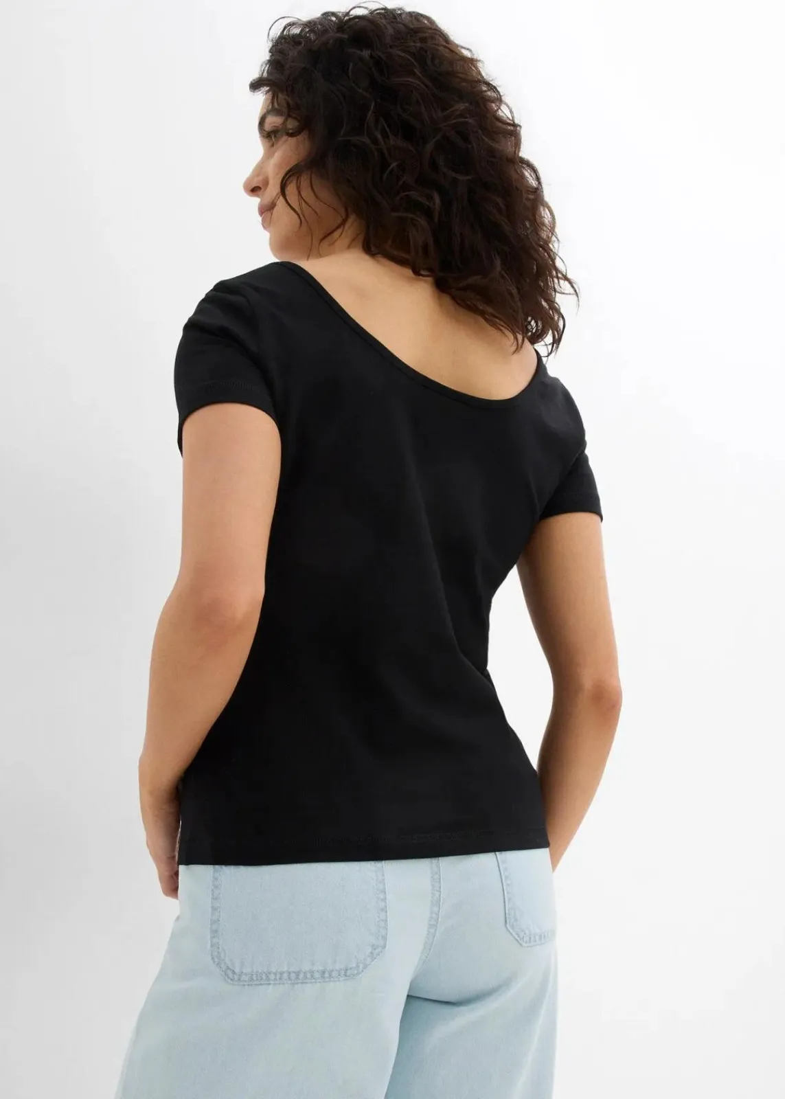 bonprix Bekleidung·Röcke|Basics^T-Shirt mit tiefem Rückenausschnitt schwarz
