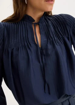 bonprix Bekleidung·Jacken & Mäntel|Blusen & Tuniken^Tunikabluse aus glänzendem Satin mit Biesen dunkelblau