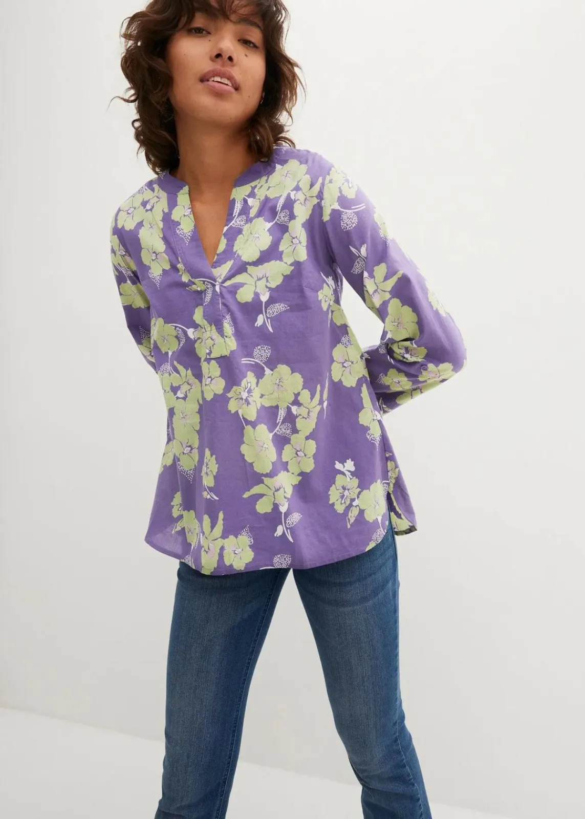 bonprix Blusen & Tuniken^Tunikabluse aus reiner Baumwolle hellindigo floral
