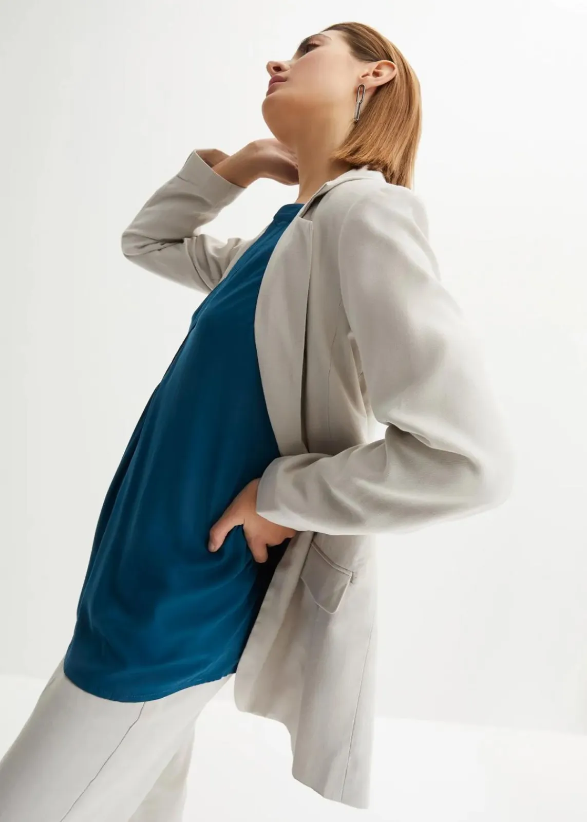 bonprix Blusen & Tuniken|Nachhaltigere Materialien^Tunikabluse aus reiner Viskose blaupetrol