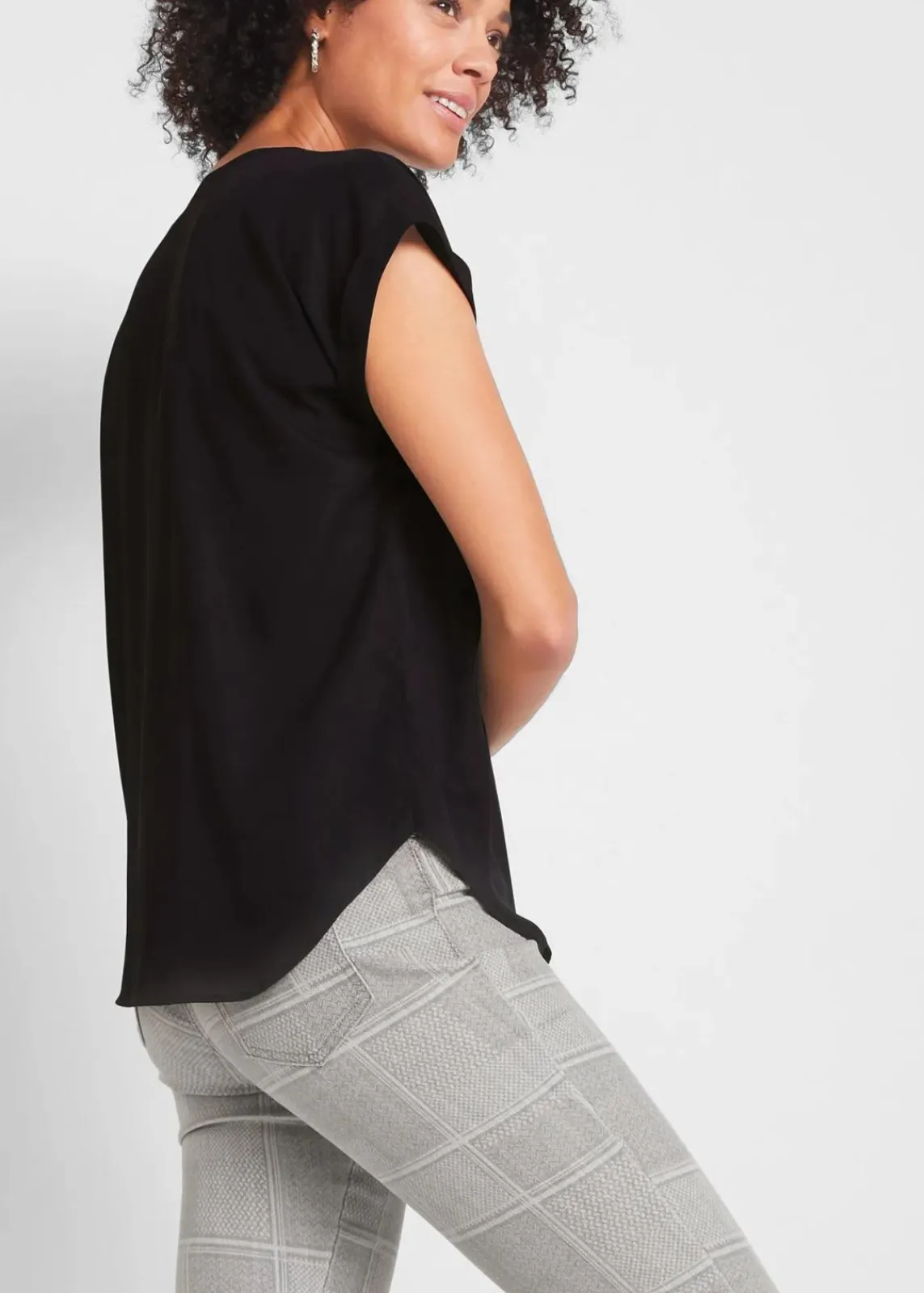 bonprix Blusen & Tuniken|Bekleidung·Jacken & Mäntel^Tunikabluse Georgette schwarz