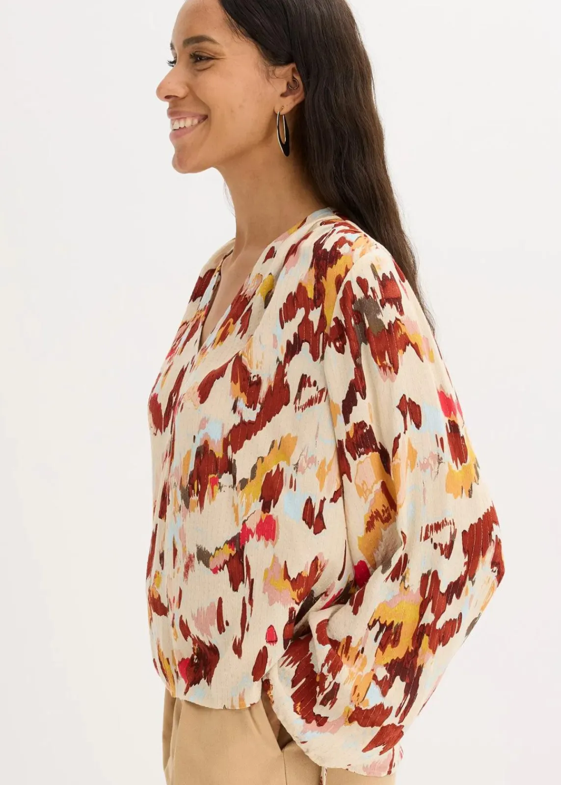 bonprix Bekleidung·Jacken & Mäntel|Blusen & Tuniken^Tunikabluse mit metallischen Garn beige bedruckt