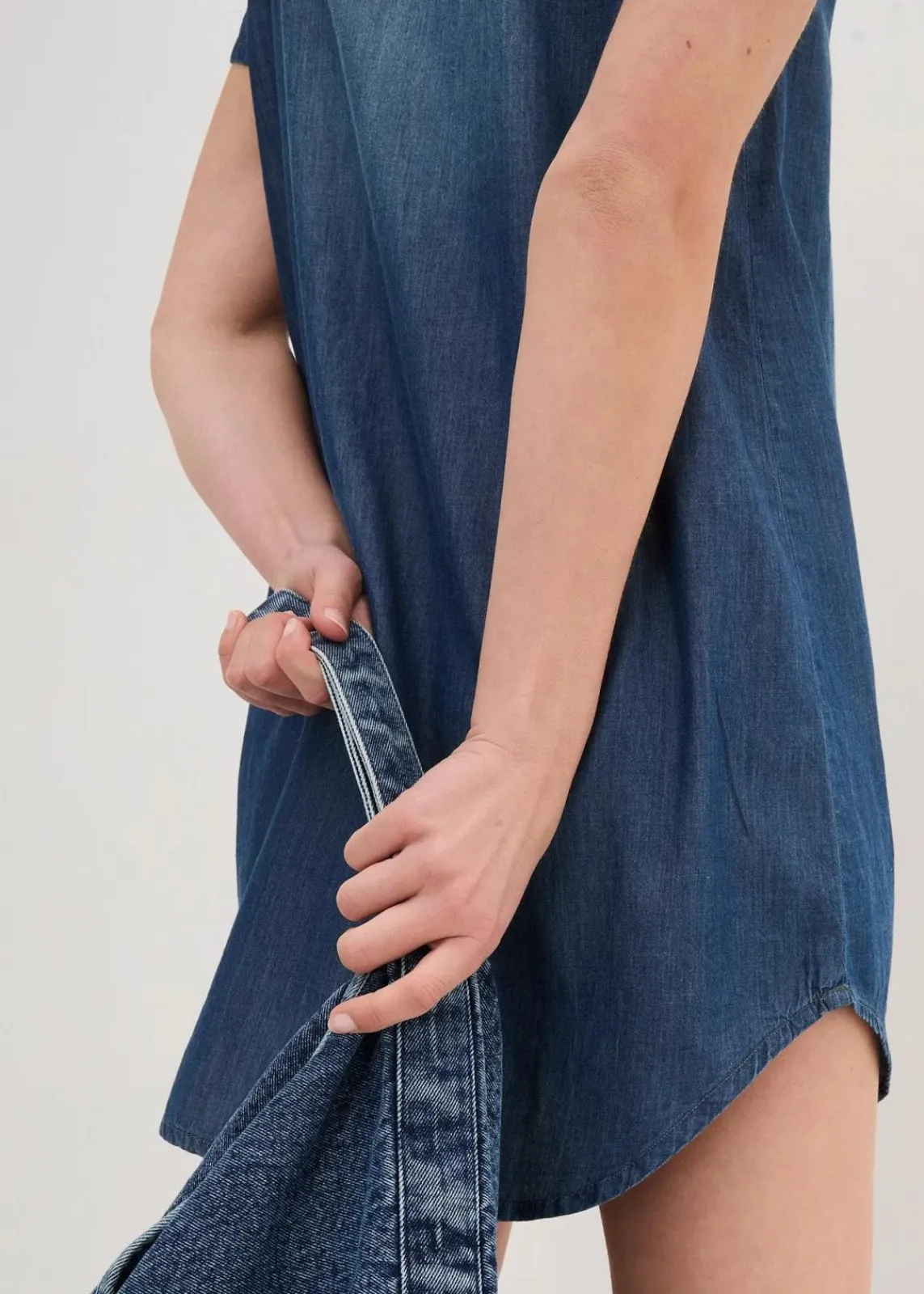 bonprix Bekleidung·Pullover & Strickjacken|Kleider^Tunika-Jeanskleid blau denim used