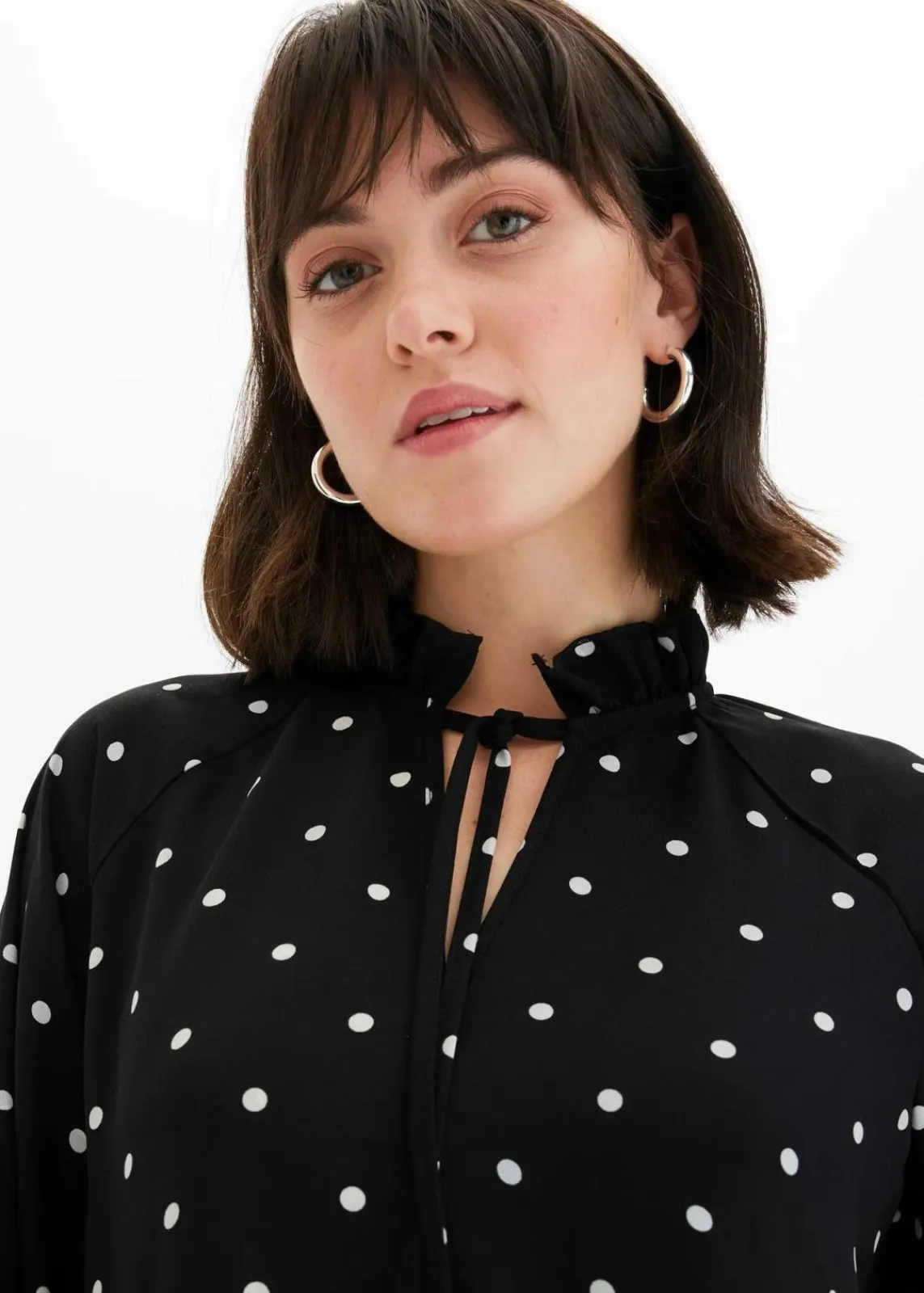 bonprix Bekleidung·Pullover & Strickjacken|Kleider^Tunika-Kleid schwarz/weiß gepunktet