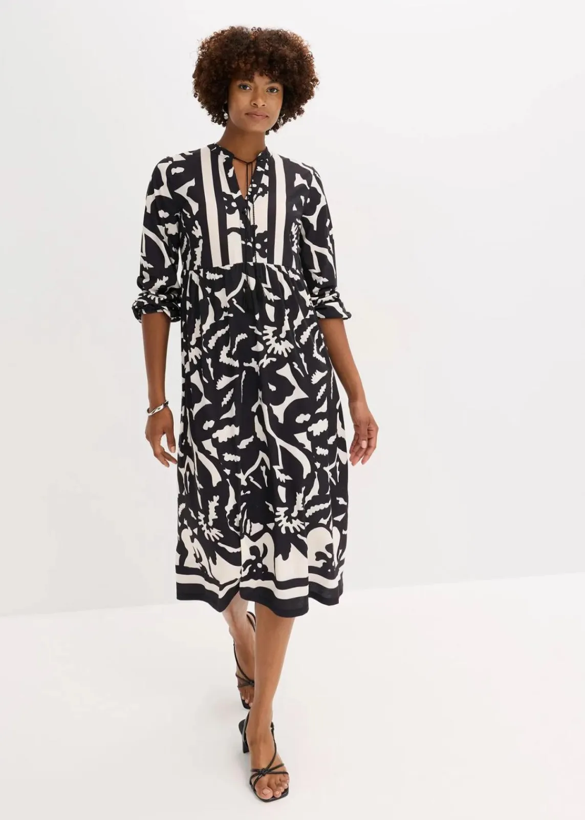 bonprix Bekleidung·Pullover & Strickjacken|Kleider^Tunika-Kleid schwarz/weiß bedruckt