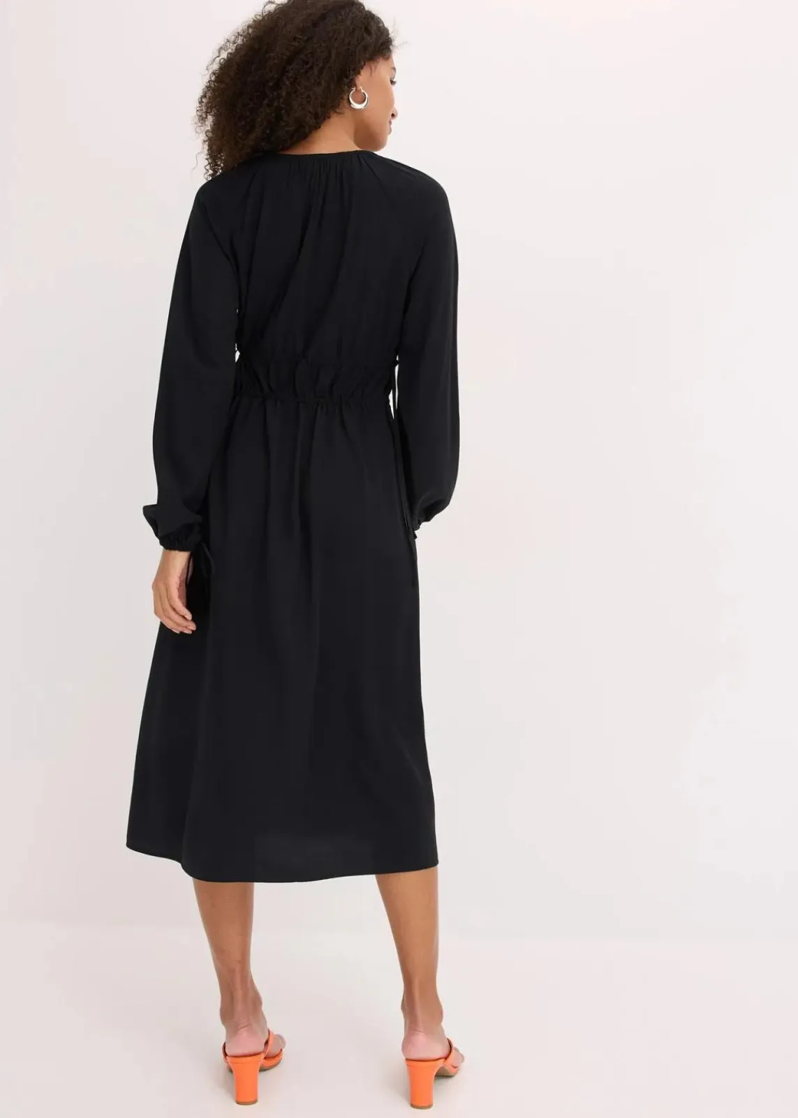 bonprix Kleider|Bekleidung·Pullover & Strickjacken^Tunika-Kleid aus fließendem Viskose-Mix schwarz