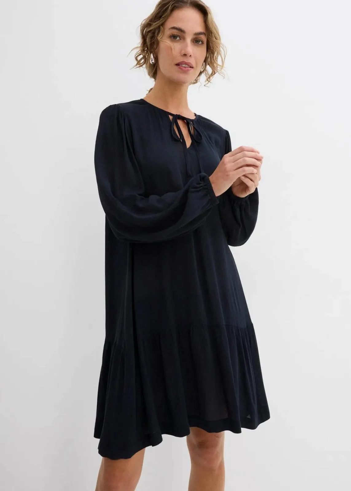 bonprix Bekleidung·Pullover & Strickjacken|Kleider^Tunika-Kleid aus fließender Viskose schwarz