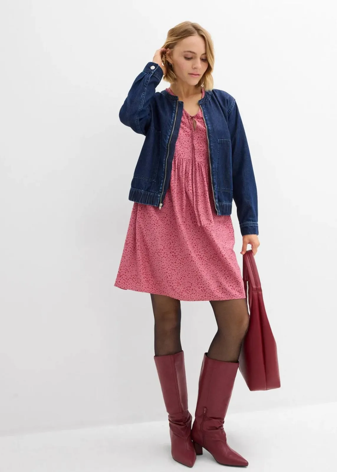 bonprix Bekleidung·Pullover & Strickjacken|Kleider^Tunika-Kleid aus fließender Vikose beerensorbet/abendrot bedruckt