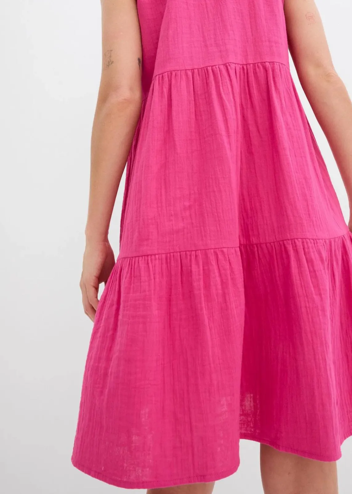 bonprix Kleider|Bekleidung·Pullover & Strickjacken^Tunika-Kleid aus luftigem Musselin fuchsia
