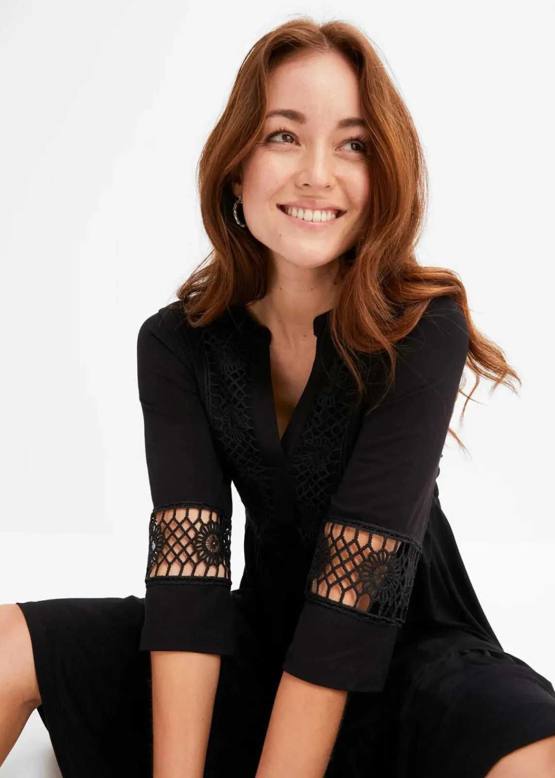 bonprix Bekleidung·Pullover & Strickjacken|Kleider^Tunika-Kleid aus softer Viskose schwarz
