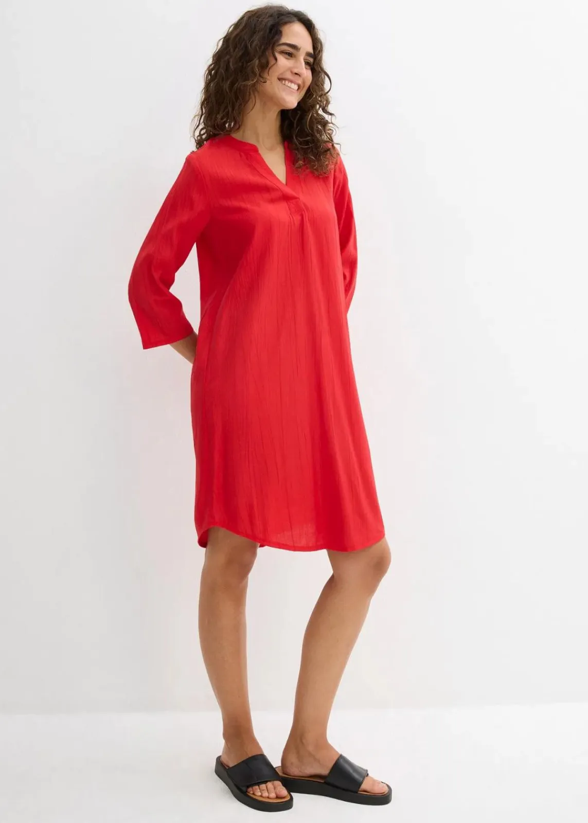 bonprix Bekleidung·Pullover & Strickjacken^Tunika-Kleid aus Viskose-Mix mit Struktur Effekt erdbeere