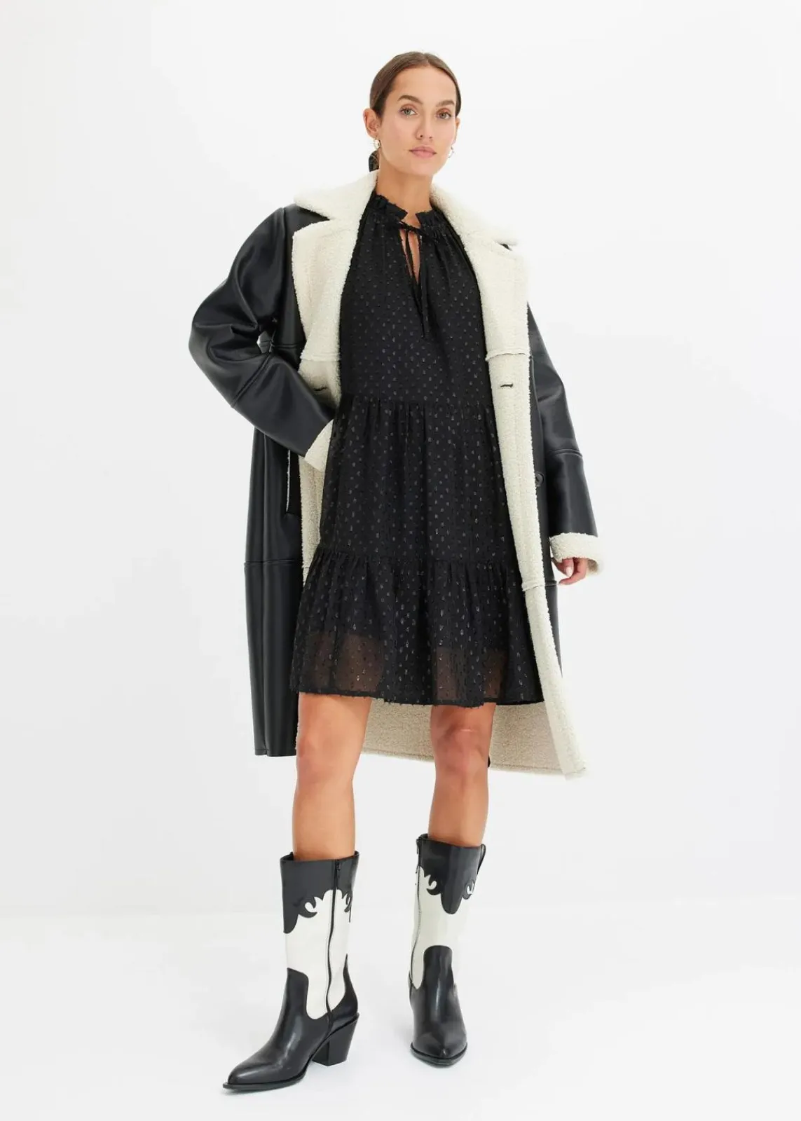 bonprix Bekleidung·Pullover & Strickjacken|Kleider^Tunika-Kleid mit Glitzereffekt schwarz
