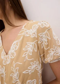 bonprix Bekleidung·Pullover & Strickjacken|Kleider^Tunika-Kleid mit Stickerei aus fließender Viskose beige