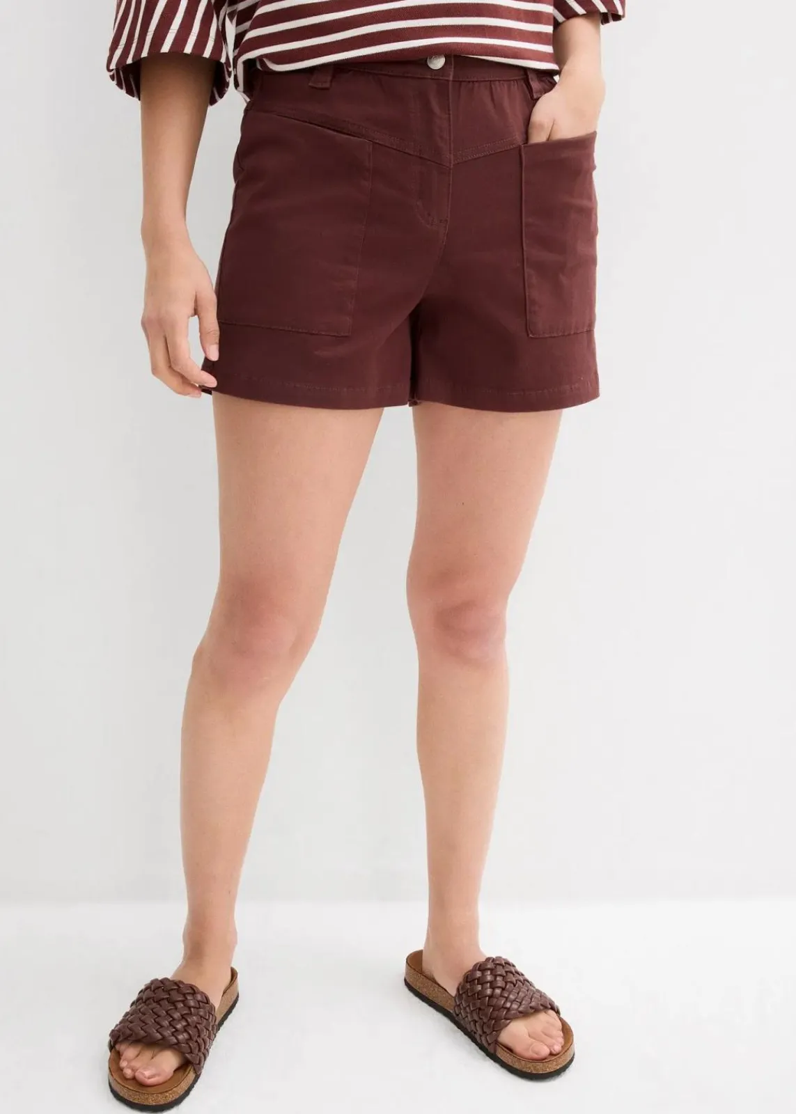 bonprix Bekleidung·Outdoorbekleidung|Bekleidung·Kleider^Twill Shorts terrabraun
