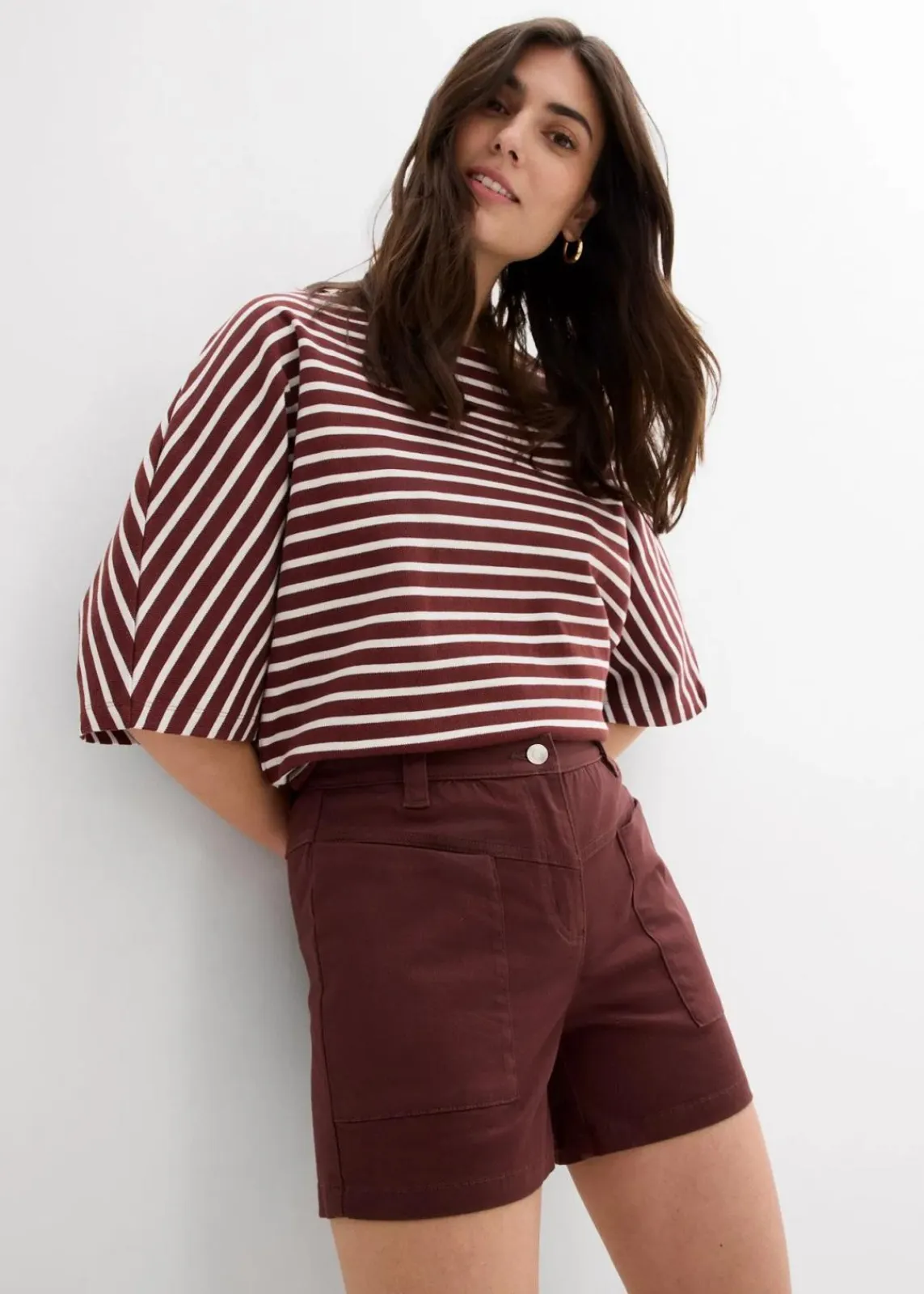 bonprix Bekleidung·Outdoorbekleidung|Bekleidung·Kleider^Twill Shorts terrabraun