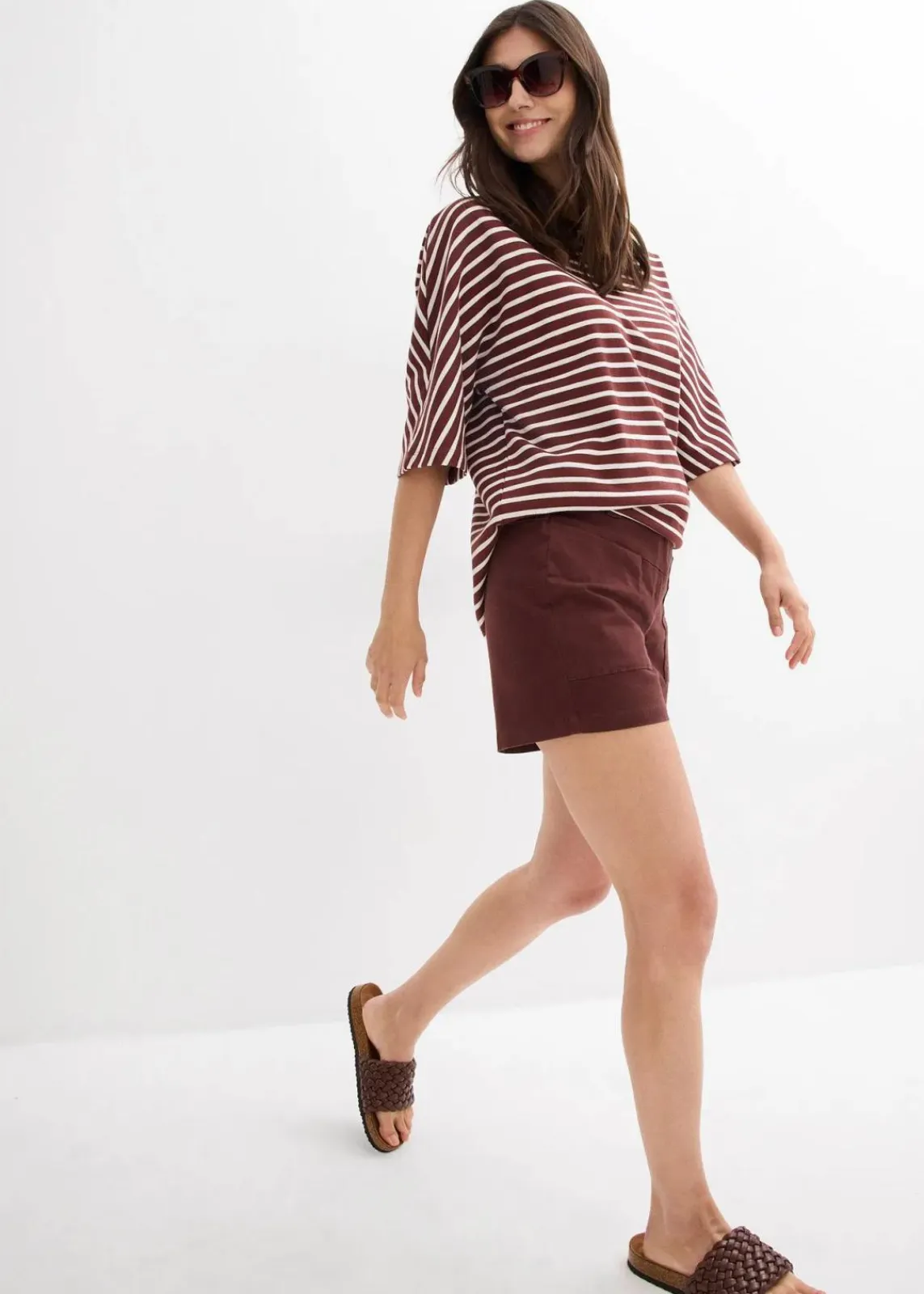 bonprix Bekleidung·Outdoorbekleidung|Bekleidung·Kleider^Twill Shorts terrabraun