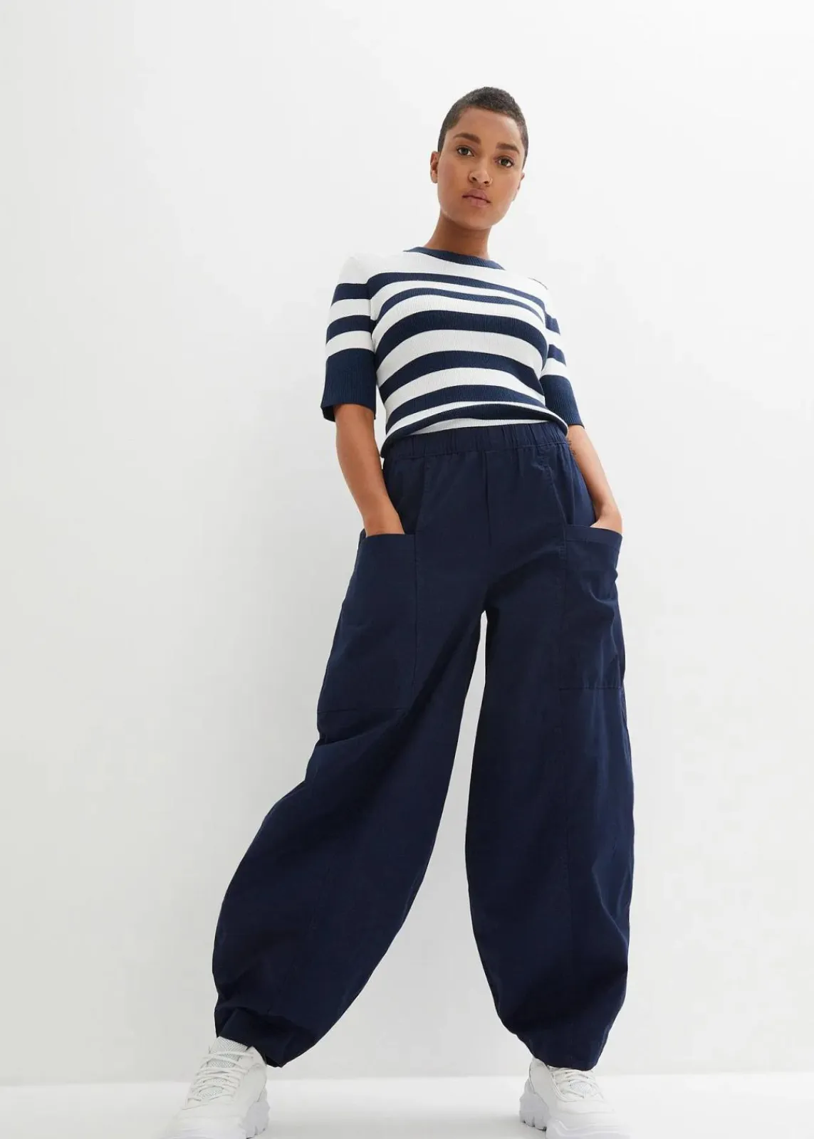 bonprix Bekleidung·Kleider|Hosen^Twillhose aus elastischem Baumwoll-Mix dunkelblau