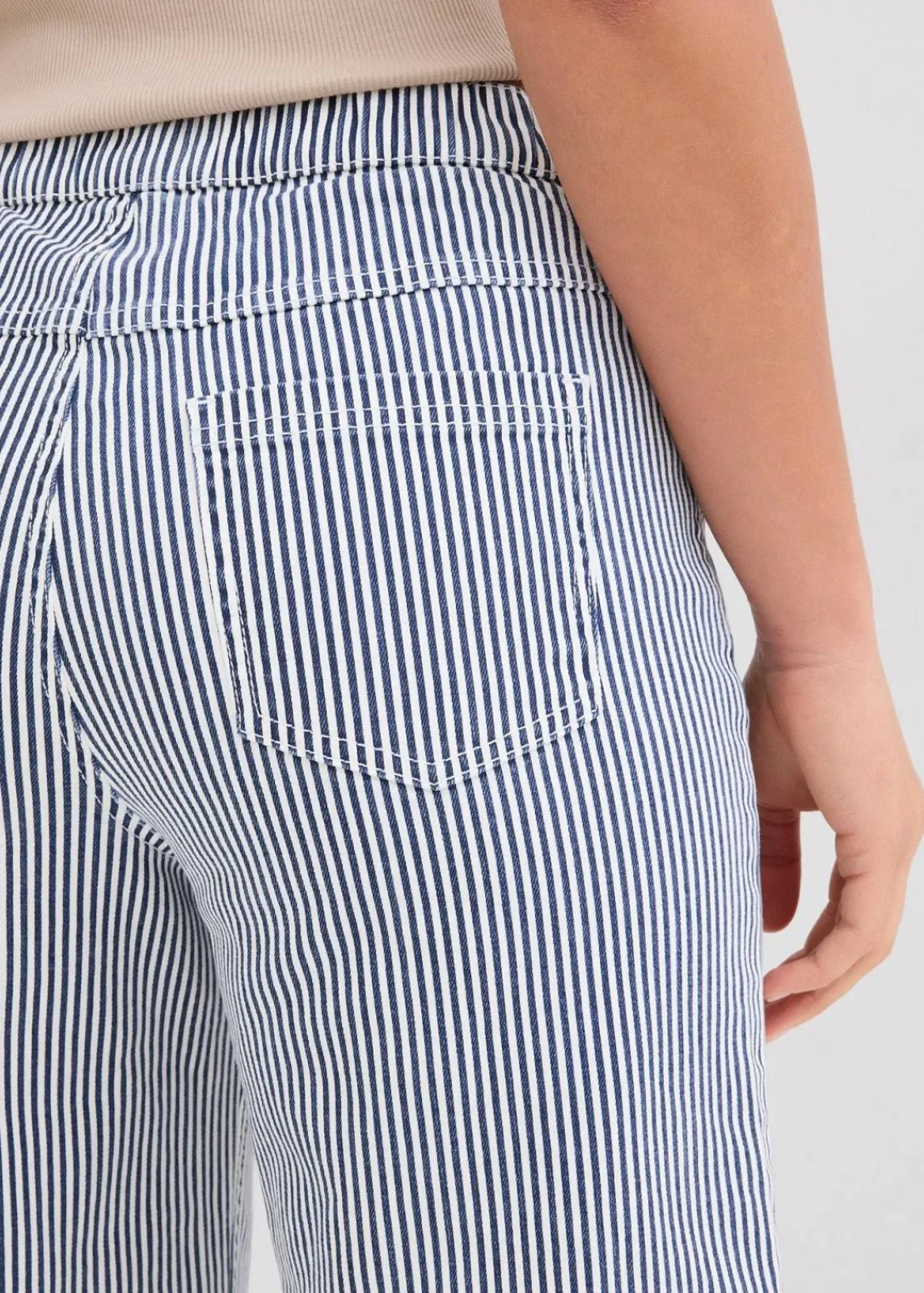 bonprix Bekleidung·Kleider|Hosen^Twillhose mit Bequembund dunkelblau/wollweiß gestreift