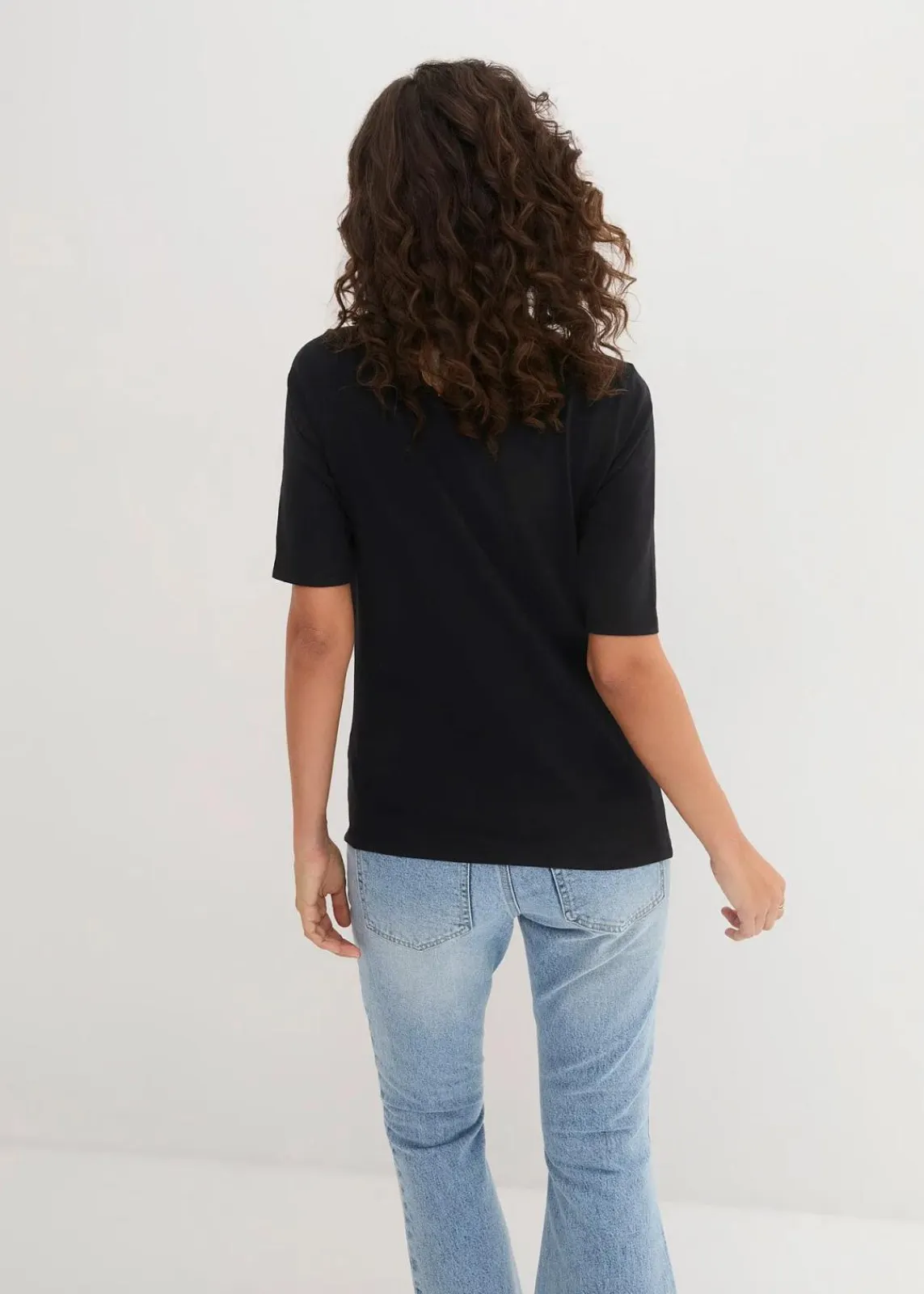 bonprix Bekleidung·Röcke|Nachhaltigere Materialien^U-Boot-Ausschnitt-Shirt schwarz