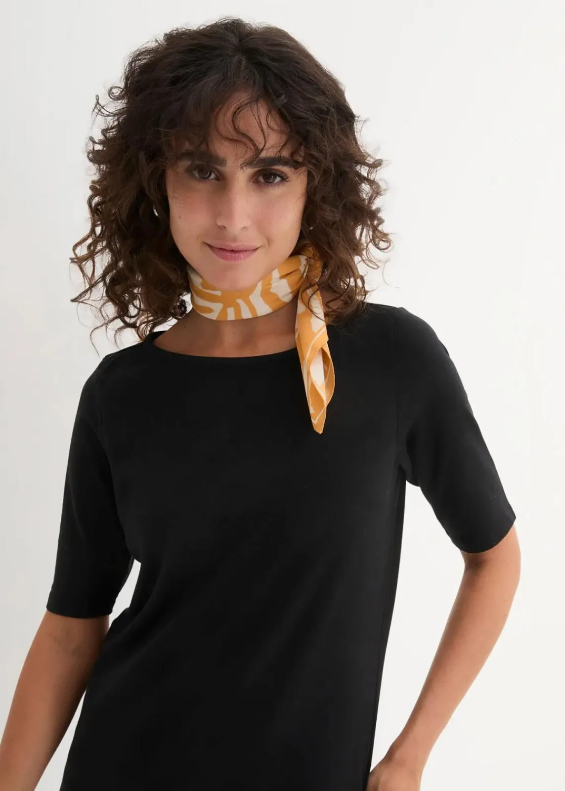 bonprix Bekleidung·Röcke|Nachhaltigere Materialien^U-Boot-Ausschnitt-Shirt schwarz