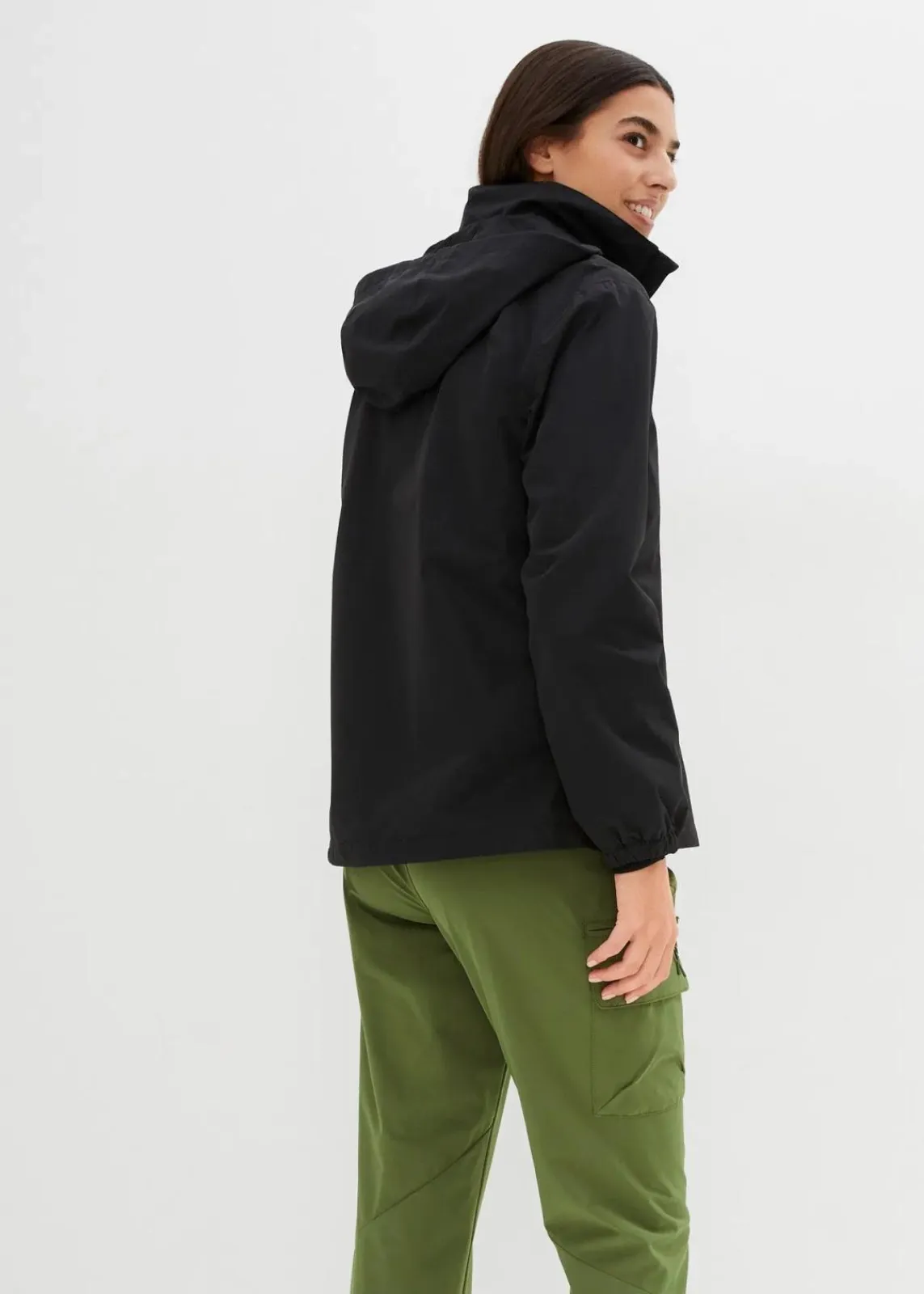 bonprix Bekleidung·Jumpsuits|Bekleidung·Sweat^Ultraleichte Regenjacke schwarz