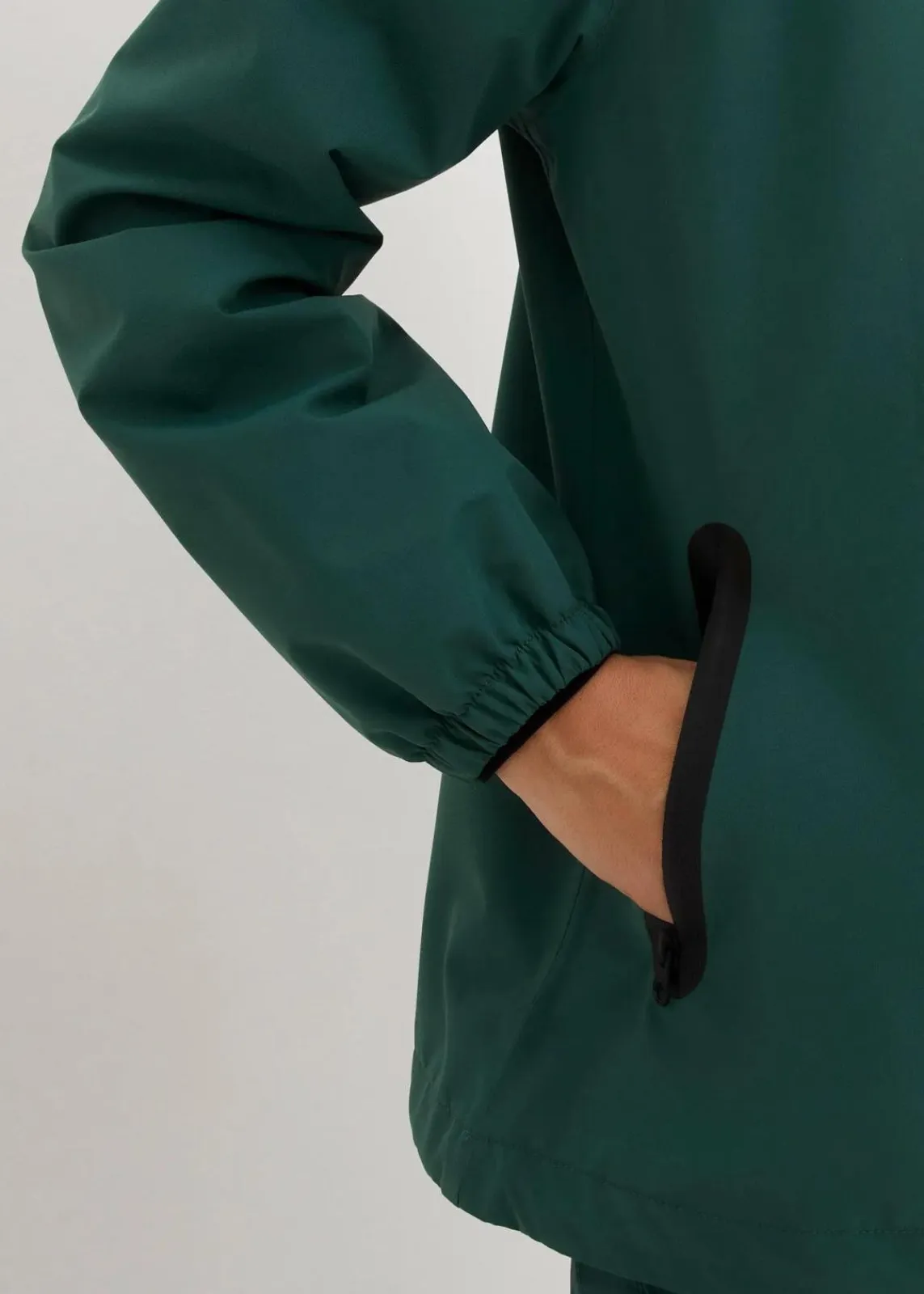 bonprix Jacken & Mäntel|Sportbekleidung^Ultraleichte Regenjacke mattgrün