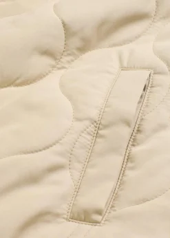 bonprix Bekleidung·Hosen|Jacken & Mäntel^Ultraleichte Steppweste mattschilf