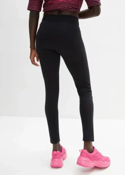 bonprix Sportbekleidung|Hosen^Ultrasofte Sport-Leggings mit seitlichen Taschen, knöchelfrei schwarz