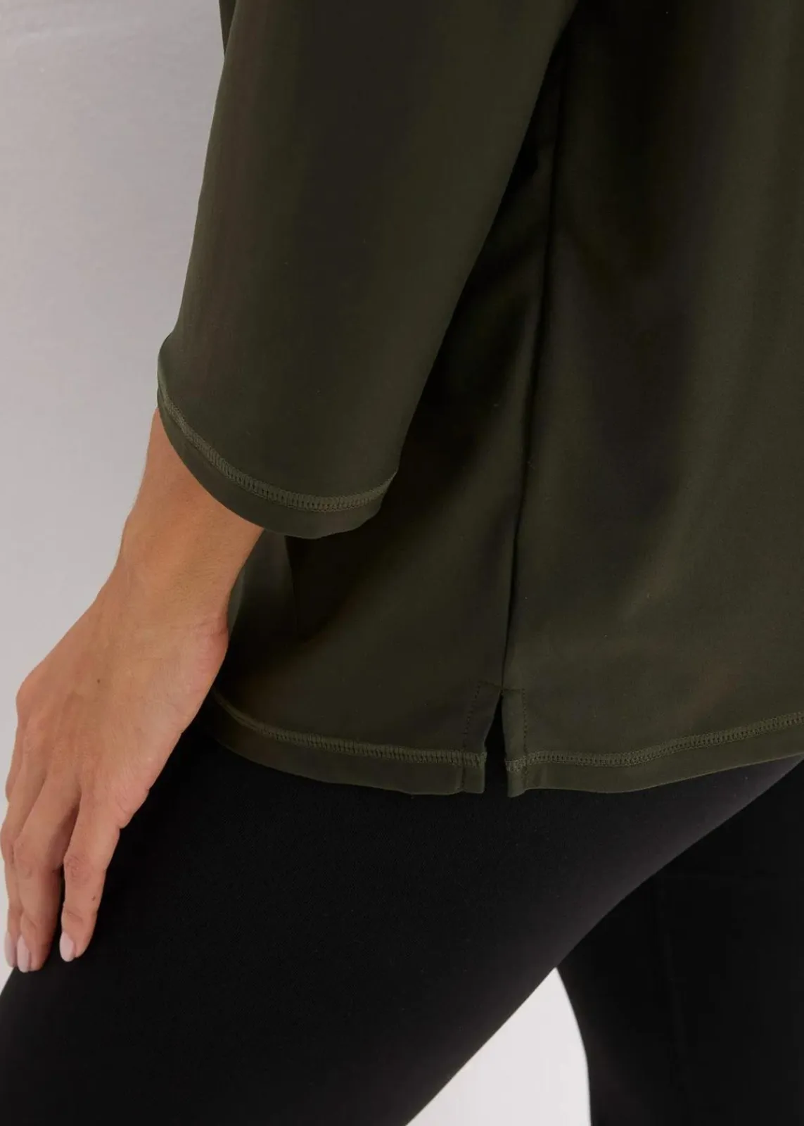 bonprix Shirts & Tops|Sportbekleidung^Ultrasoftes Funktionsshirt mit ¾ Ärmel, schnelltrocknend nachtoliv