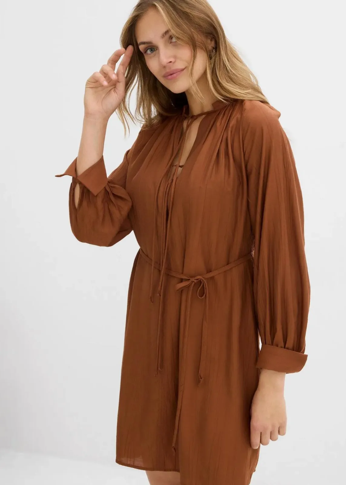 bonprix Bekleidung·Blazer|Nachhaltigere Materialien^Umstands- und Stillblusenkleid aus fließender Viskose ziegelbraun