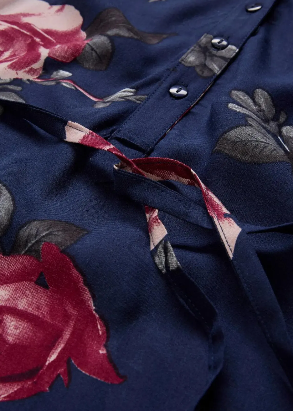 bonprix Umstandsmode|Nachhaltigere Materialien^Umstands- und Stillblusenkleid aus fließender Viskose dunkelblau geblümt