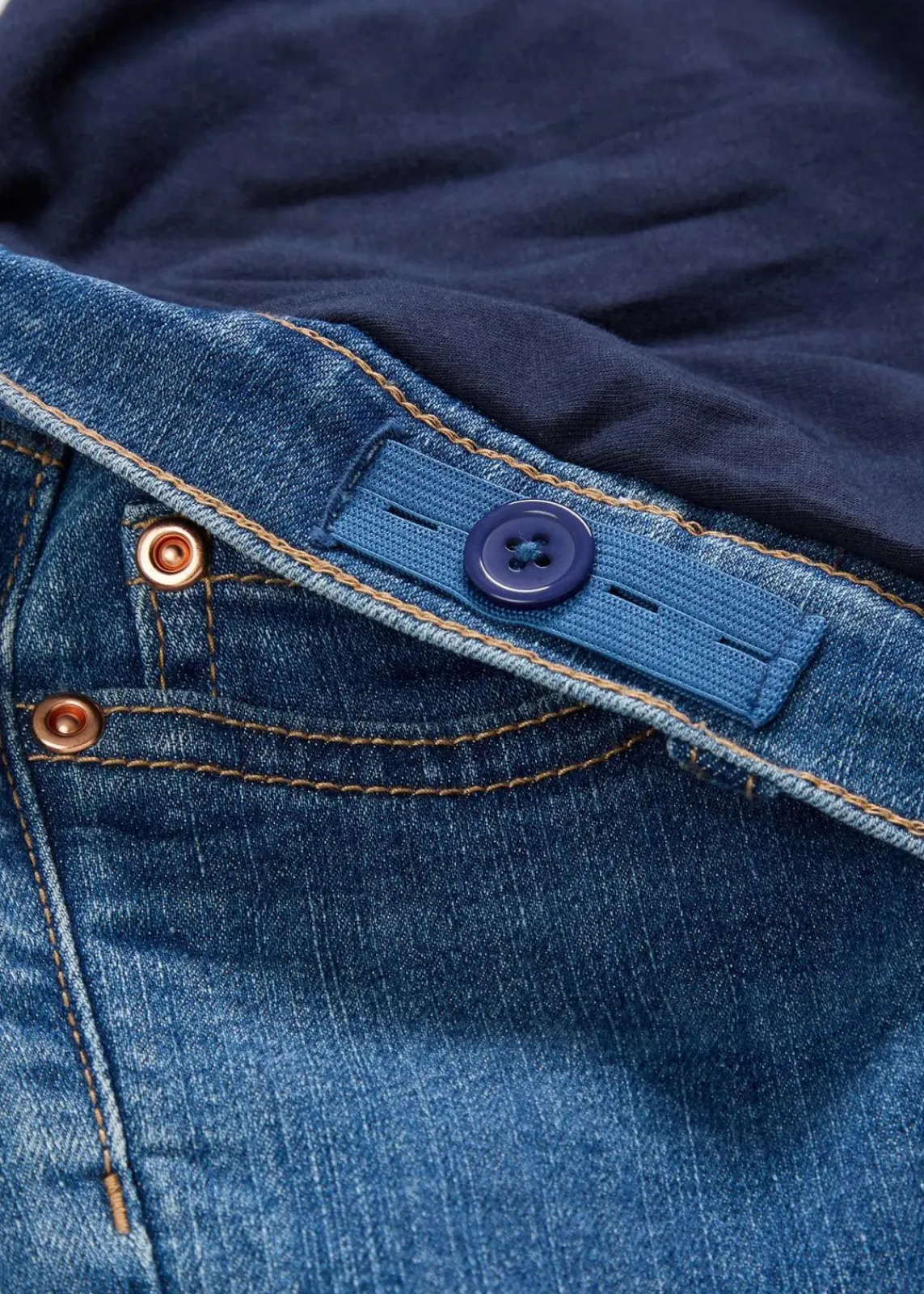 bonprix Bekleidung·Blazer|Umstandsmode^Umstandsjeans mit Bio-Baumwolle, leicht ausgestelltes Bein blau denim