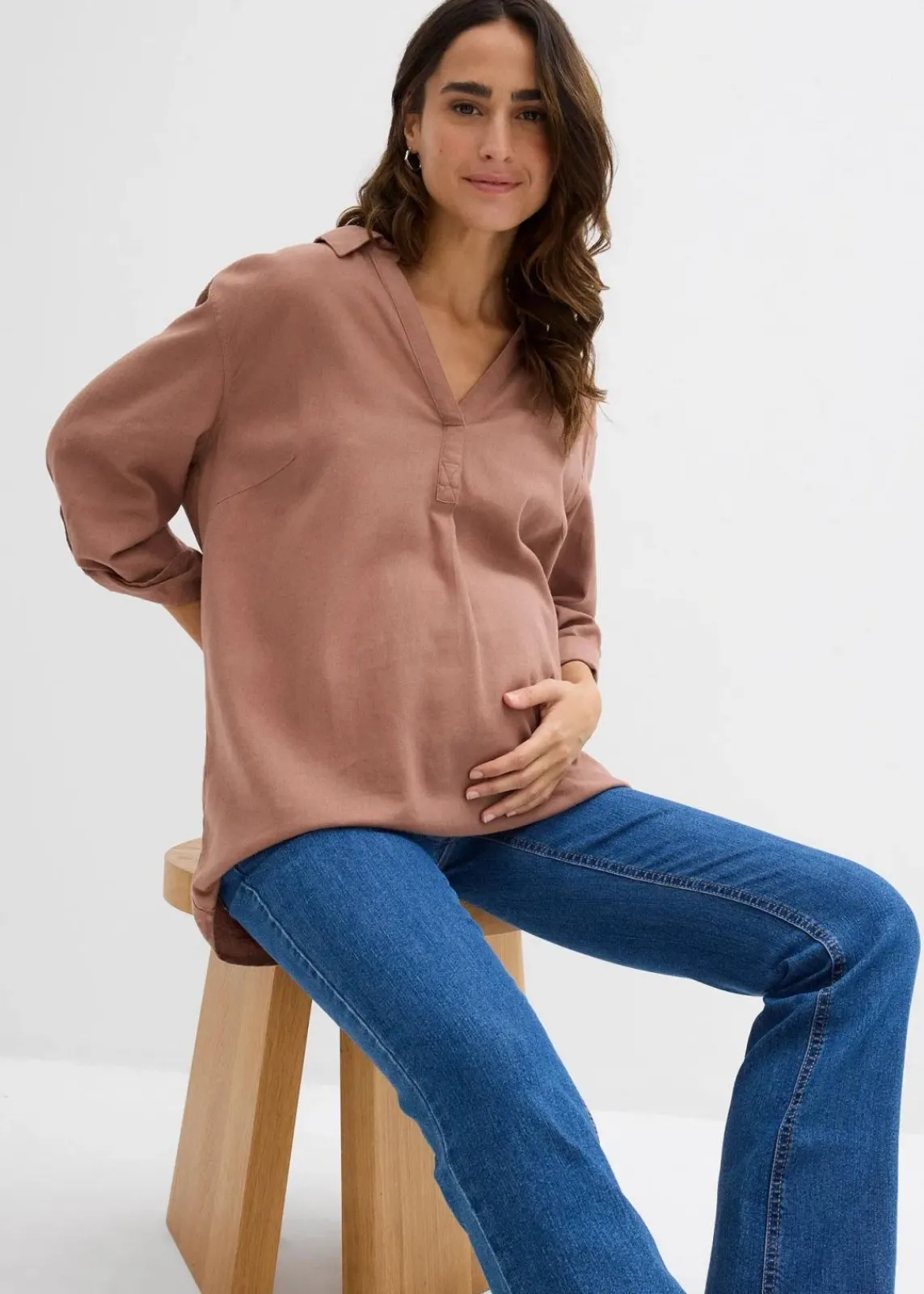 bonprix Bekleidung·Blazer|Umstandsmode^Umstandsjeans mit Bio-Baumwolle, leicht ausgestelltes Bein blau denim