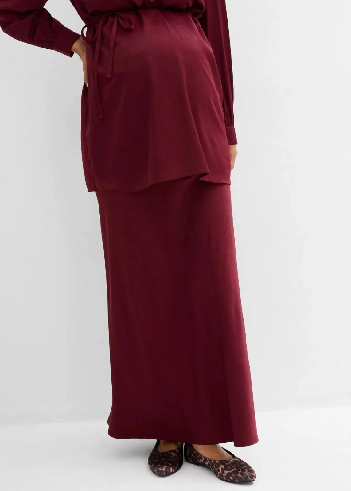 bonprix Bekleidung·Blazer|Umstandsmode^Umstandsrock aus Satin dunkelbeere