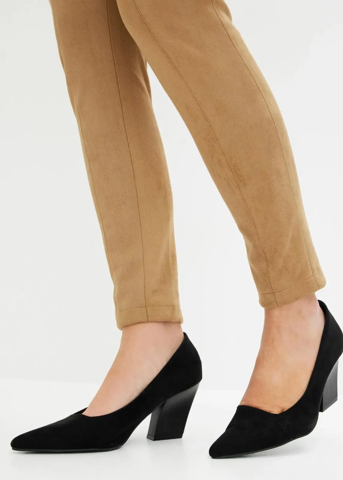 bonprix Bekleidung·Kleider|Hosen^Velourlederimitat-Hose mit Bequembund khakibraun