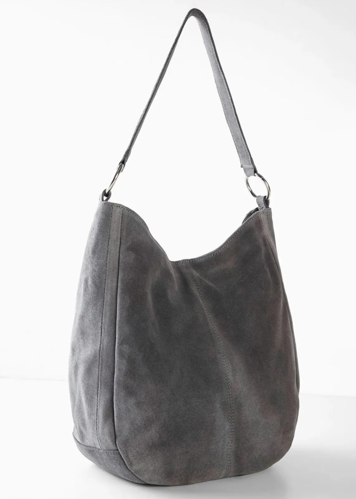 bonprix Taschen^Veloursledertasche mit dekorativem Zusatzriemen grau