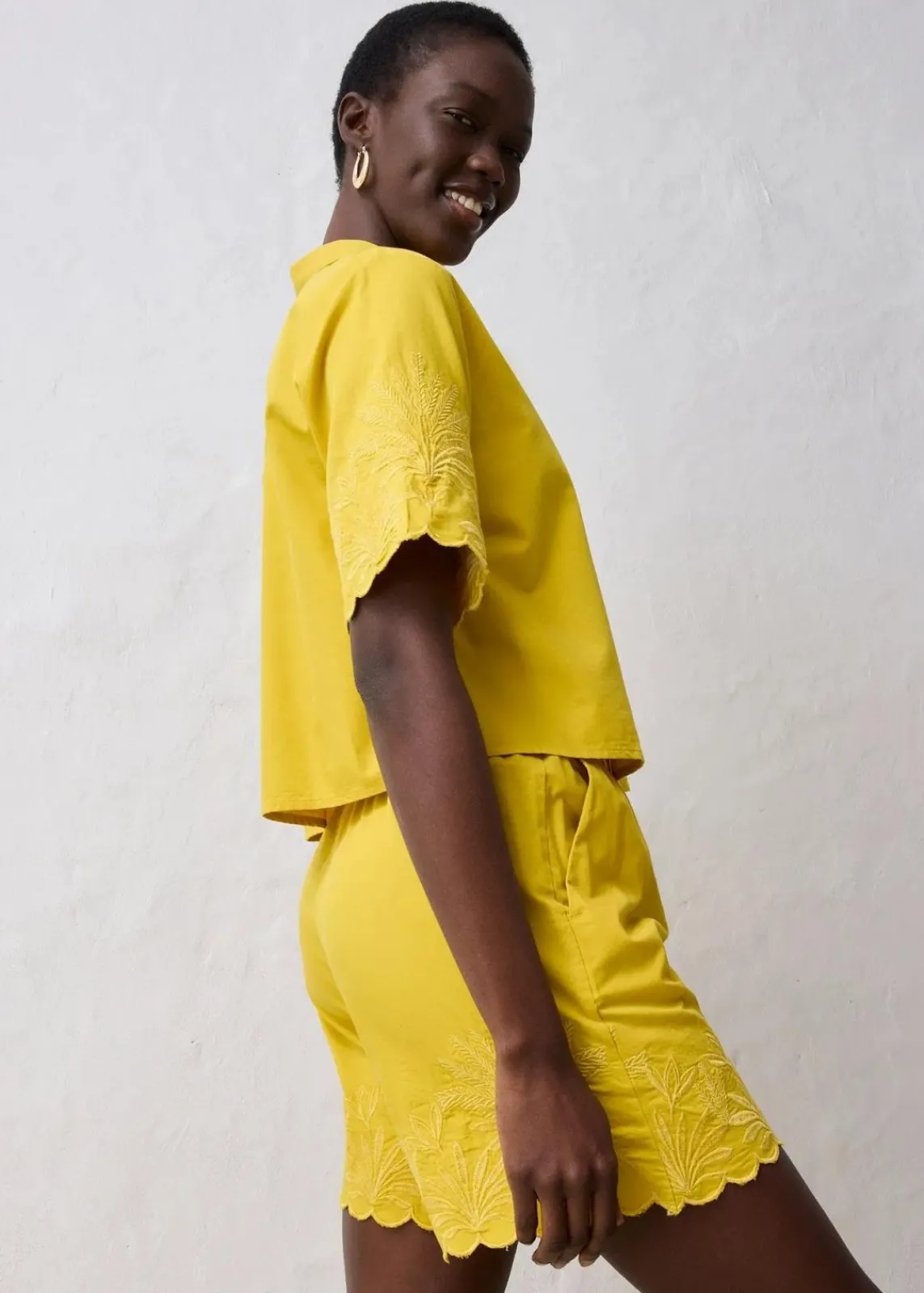 bonprix Blusen & Tuniken|Premium^verkürzte Hemdbluse mit Seidenanteil lemoncurry