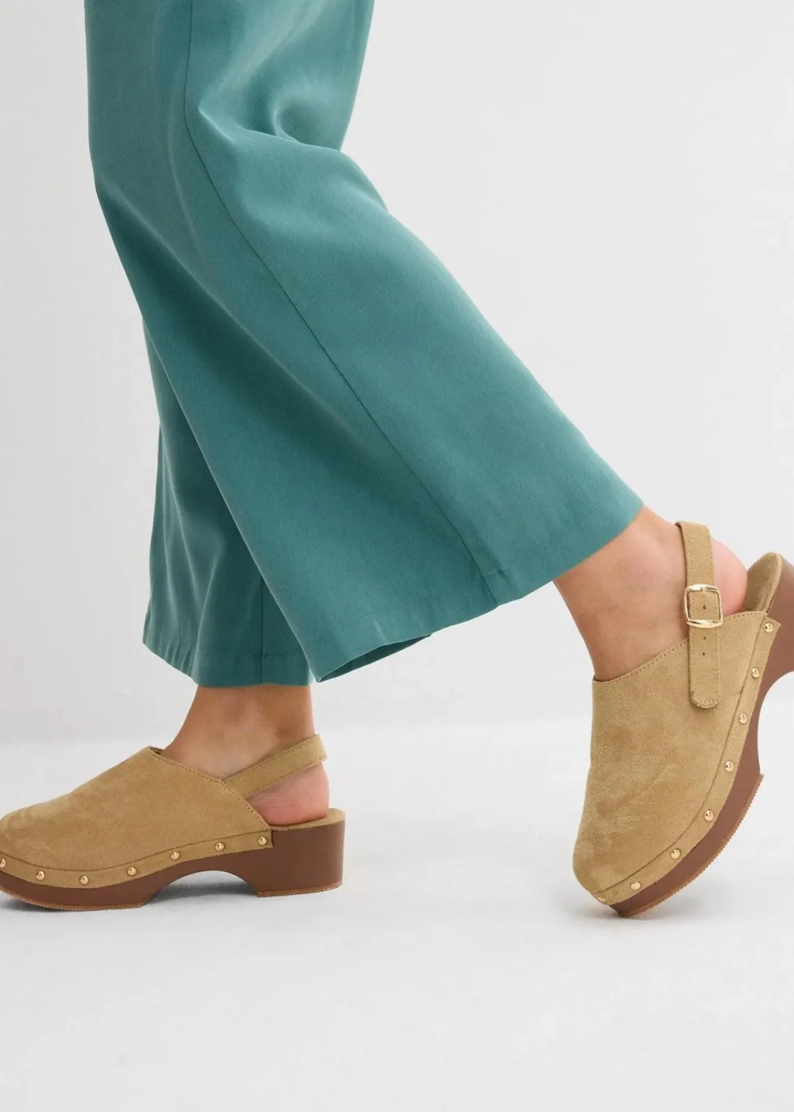 bonprix Hosen|Bekleidung·Kleider^Verkürzte Hose aus weichem Viskose-Mix graugrün