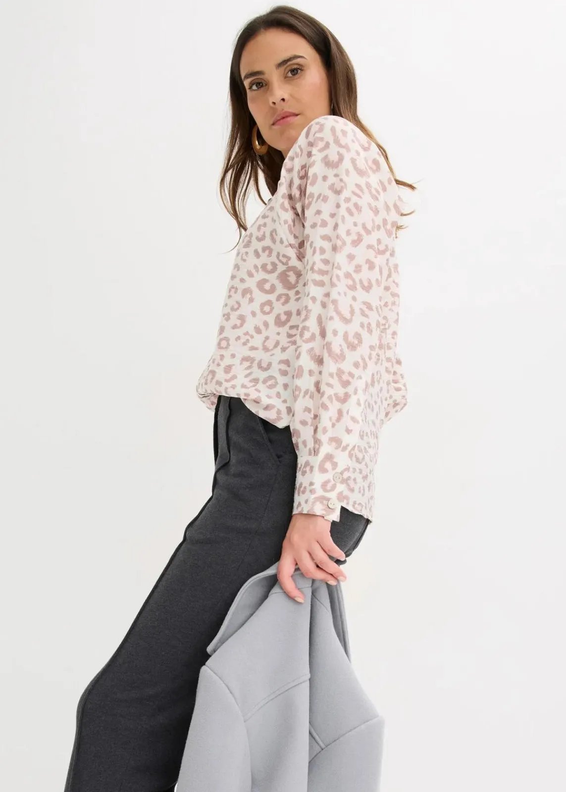 bonprix Bekleidung·Jacken & Mäntel|Blusen & Tuniken^Viskose- Bluse mit Fledermausärmeln wollweiß/silberlila/hellrosa