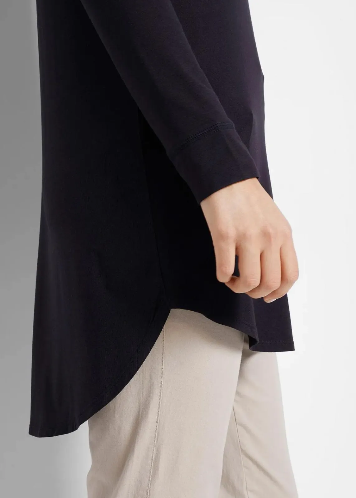 bonprix Shirts & Tops^Viskose Longshirt, Langarm schwarz